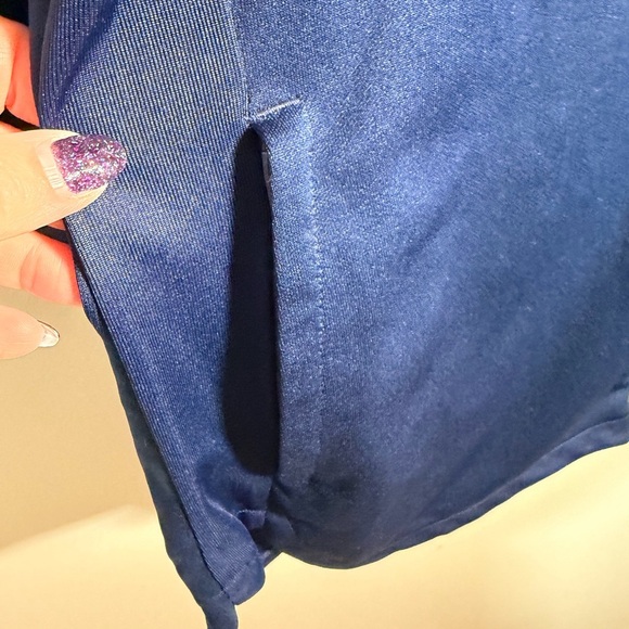 Adidas Ladies Track Jacket Size 1X - Picture 4 of 8